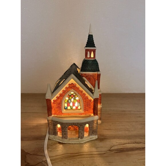 Vtg 1995 Christmas Valley Collection Light Up Cathedral - Picture 5 of 15